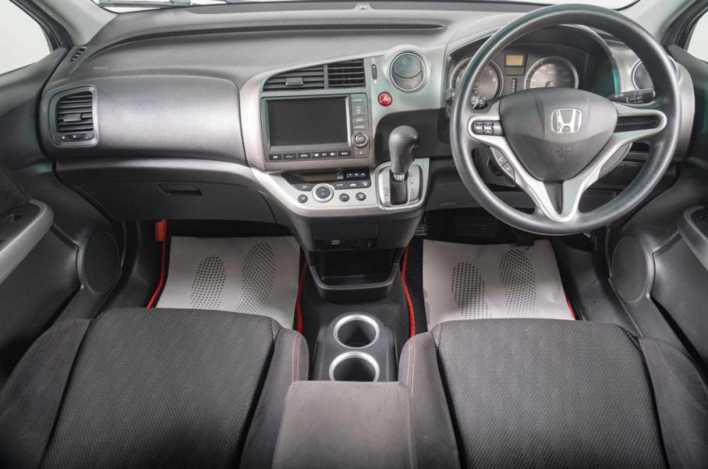 Honda Stream II Рестайлинг Томск  - изображение 11