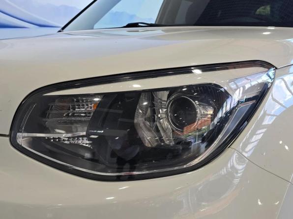 Kia Soul II Рестайлинг с пробегом 2018 года, цена 1 640 000 рублей, 90000 км, хэтчбек, Автокод Объявления