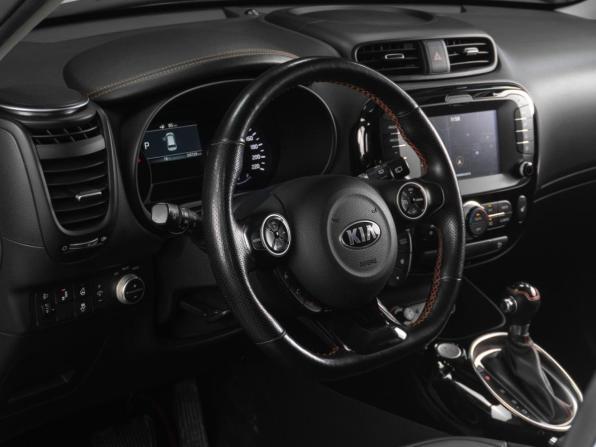 Kia Soul II Рестайлинг с пробегом 2016 года, цена 1 719 000 рублей, 54729 км, хэтчбек, Автокод Объявления