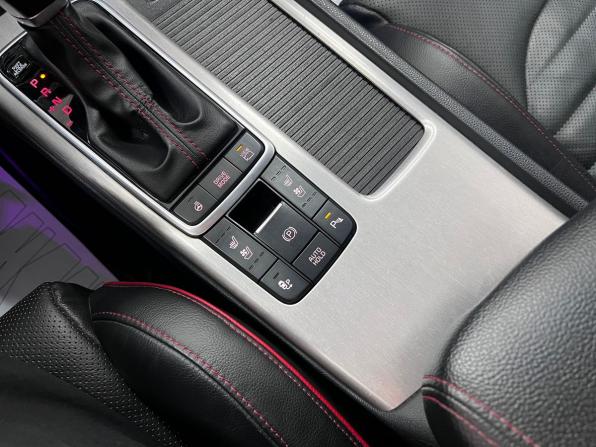 Kia Optima IV Рестайлинг с пробегом 2019 года, цена 1 990 000 рублей, 138054 км, седан, Автокод Объявления