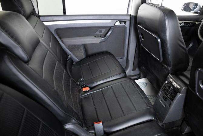 Volkswagen Touran I Рестайлинг с пробегом 2008 года, цена 799 000 рублей, 528635 км, компактвэн, Автокод Объявления