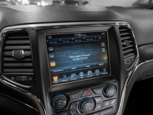 Jeep Grand Cherokee IV (WK2) Рестайлинг с пробегом 2013 года, цена 1 940 000 рублей, 256464 км, внедорожник, Автокод Объявления