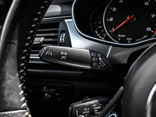 Audi A6 IV (C7) Рестайлинг с пробегом 2016 года, цена 2 764 000 рублей, 234144 км, седан, Автокод Объявления