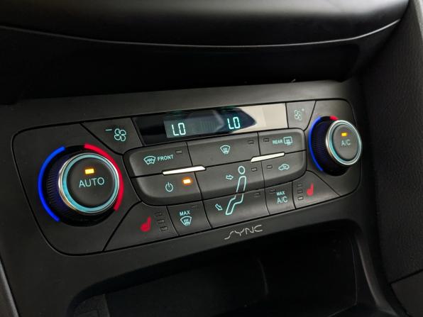 Ford Focus III Рестайлинг с пробегом 2016 года, цена 1 050 000 рублей, 102321 км, универсал, Автокод Объявления
