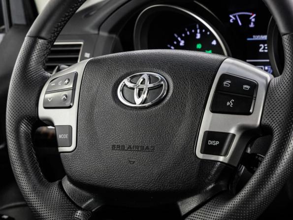 Toyota Land Cruiser 200 Series Рестайлинг 1 с пробегом 2014 года, цена 3 299 000 рублей, 259355 км, внедорожник, Автокод Объявления