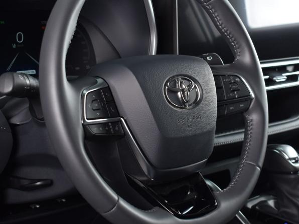 Toyota Highlander IV (XU70) с пробегом 2025 года, цена 4 999 995 рублей, 24 км, внедорожник, Автокод Объявления