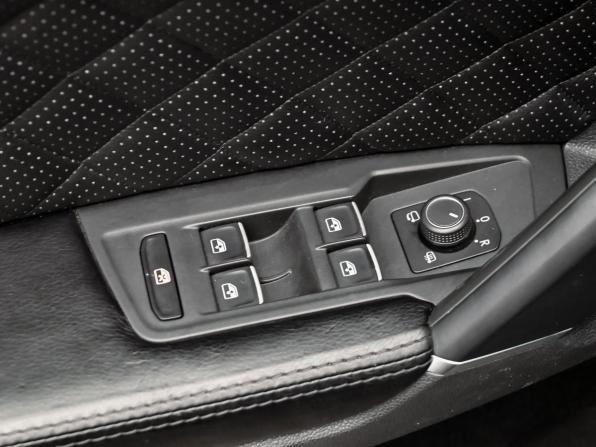 Volkswagen Tiguan II с пробегом 2018 года, цена 2 800 000 рублей, 138251 км, внедорожник, Автокод Объявления