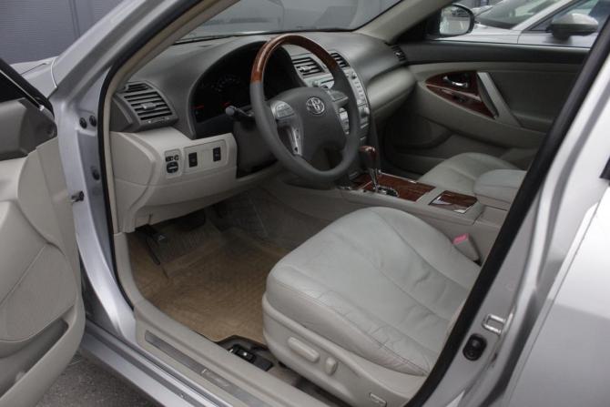 Toyota Camry VI (XV40) Рестайлинг с пробегом 2011 года, цена 1 100 000 рублей, 322080 км, седан, Автокод Объявления
