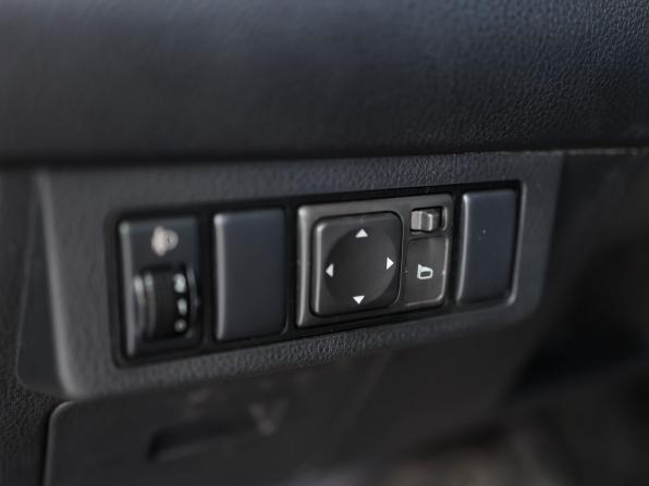 Nissan Tiida I Рестайлинг с пробегом 2011 года, цена 759 000 рублей, 188100 км, хэтчбек, Автокод Объявления