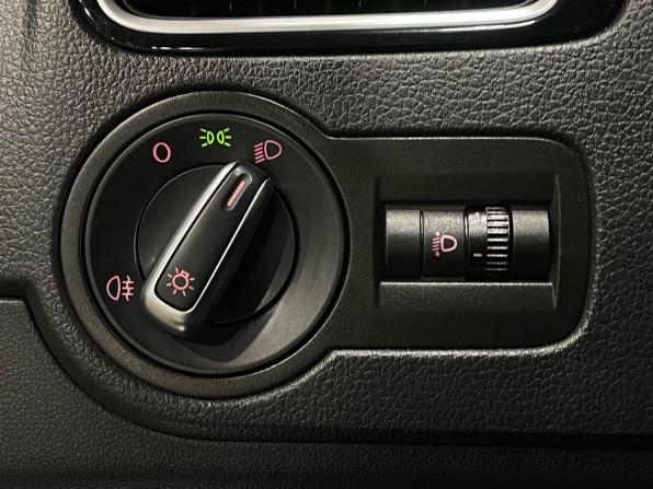 Volkswagen Polo V Рестайлинг с пробегом 2018 года, цена 795 000 рублей, 209865 км, седан, Автокод Объявления