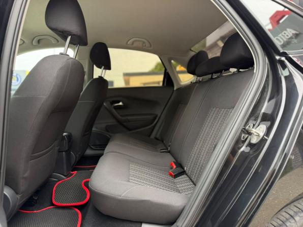 Volkswagen Polo V Рестайлинг с пробегом 2015 года, цена 640 000 рублей, 281978 км, седан, Автокод Объявления