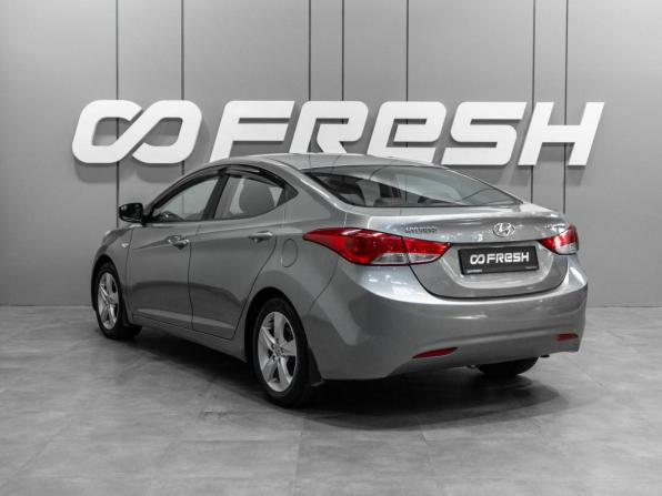 Hyundai Elantra V (MD) с пробегом 2012 года, цена 999 000 рублей, 220614 км, седан, Автокод Объявления