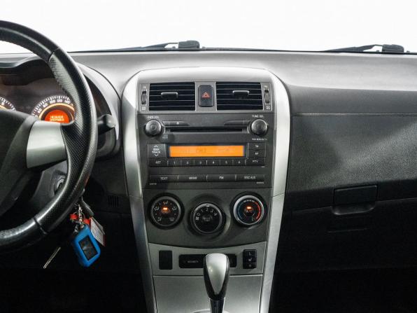 Toyota Corolla X (E140 E150) Рестайлинг с пробегом 2012 года, цена 1 040 000 рублей, 288777 км, седан, Автокод Объявления