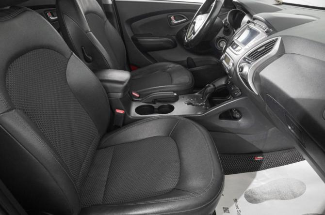 Hyundai ix35 I Рестайлинг с пробегом 2013 года, цена 1 499 000 рублей, 132000 км, внедорожник, Автокод Объявления