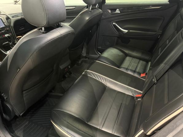 Ford Mondeo IV Рестайлинг с пробегом 2011 года, цена 655 000 рублей, 256001 км, седан, Автокод Объявления