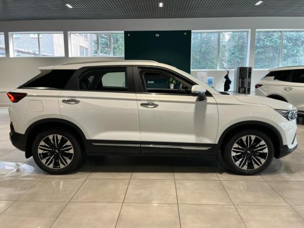 FAW Bestune T77 I с пробегом 2023 года, цена 2 100 000 рублей, 5 км, внедорожник, Автокод Объявления