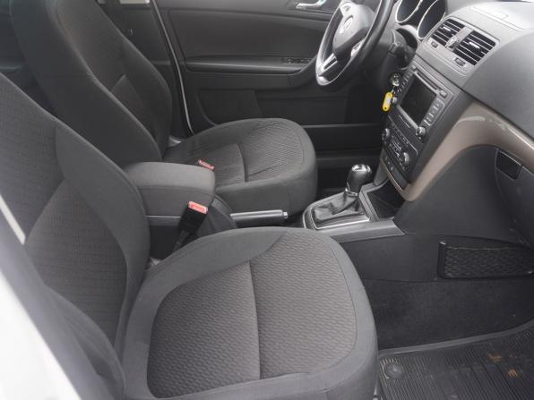 Skoda Yeti I Рестайлинг с пробегом 2014 года, цена 1 250 000 рублей, 167216 км, внедорожник, Автокод Объявления