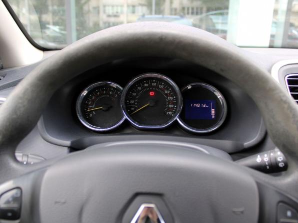Renault Sandero II с пробегом 2017 года, цена 920 000 рублей, 114810 км, хэтчбек, Автокод Объявления