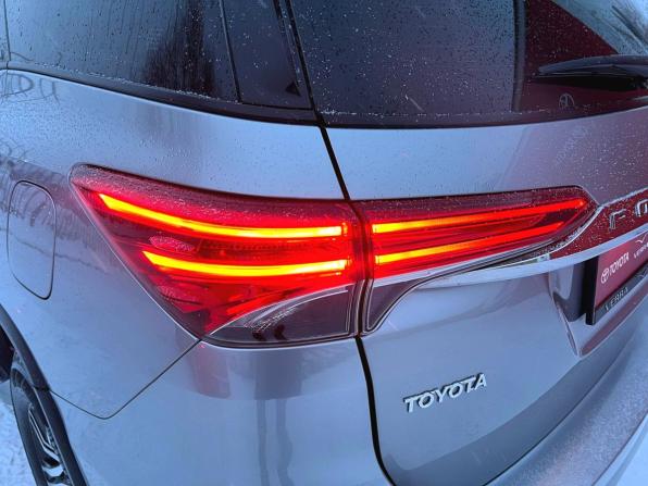 Toyota Fortuner II Рестайлинг с пробегом 2021 года, цена 4 200 000 рублей, 89782 км, внедорожник, Автокод Объявления