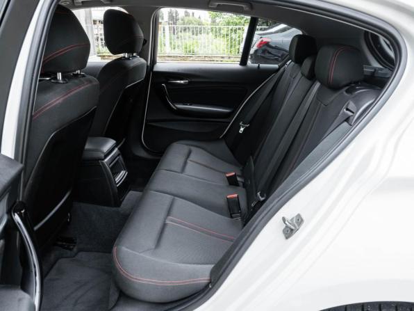 BMW 1 серии II (F20/F21) Рестайлинг с пробегом 2015 года, цена 1 590 000 рублей, 116480 км, хэтчбек, Автокод Объявления