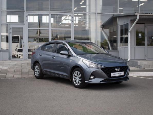 Hyundai Solaris II Рестайлинг с пробегом 2021 года, цена 1 350 000 рублей, 148762 км, седан, Автокод Объявления