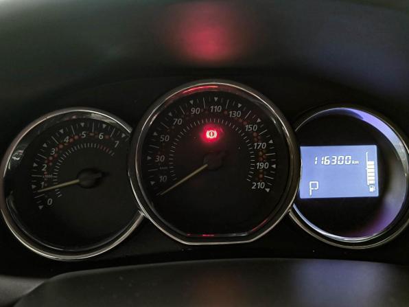 Renault Sandero II с пробегом 2016 года, цена 950 000 рублей, 116293 км, хэтчбек, Автокод Объявления