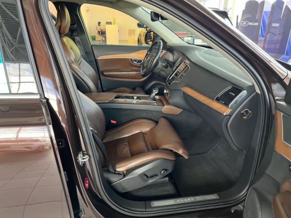 Volvo XC90 II с пробегом 2018 года, цена 2 955 000 рублей, 242949 км, внедорожник, Автокод Объявления