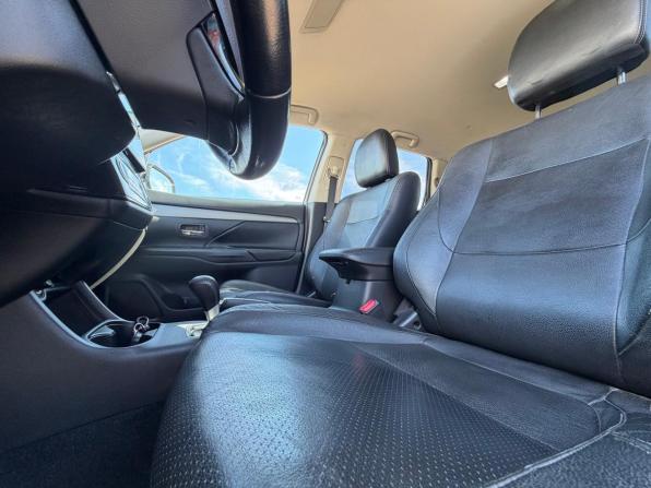 Mitsubishi Outlander III Рестайлинг 2 с пробегом 2015 года, цена 1 450 000 рублей, 227000 км, внедорожник, Автокод Объявления