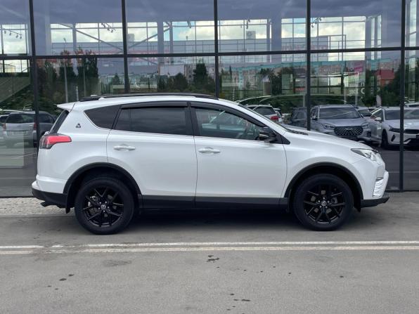 Toyota RAV4 IV (XA40) Рестайлинг с пробегом 2019 года, цена 2 865 000 рублей, 128538 км, внедорожник, Автокод Объявления