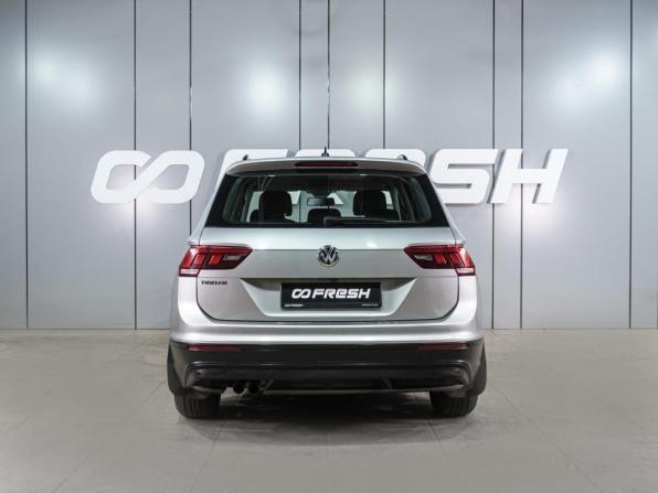 Volkswagen Tiguan II с пробегом 2020 года, цена 2 279 000 рублей, 50944 км, внедорожник, Автокод Объявления