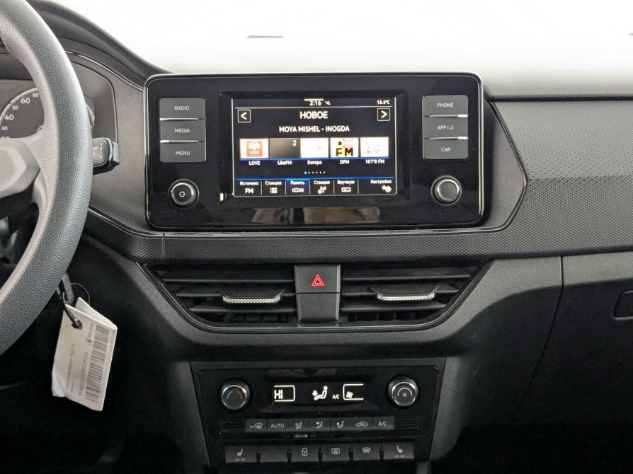 Volkswagen Polo VI Москва  - изображение 24