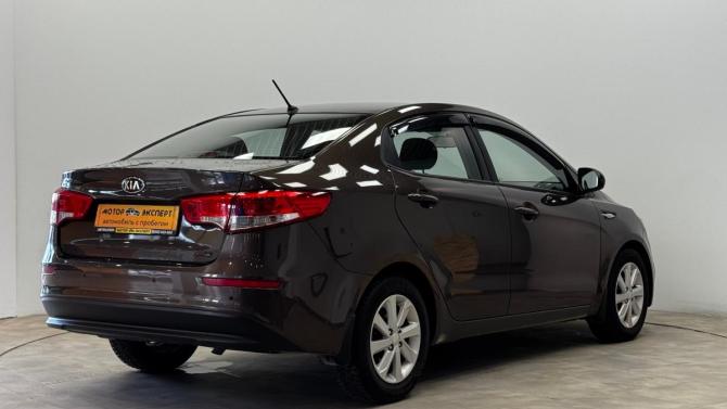 Kia Rio III Рестайлинг с пробегом 2016 года, цена 980 000 рублей, 198354 км, седан, Автокод Объявления