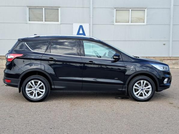 Ford Kuga II Рестайлинг с пробегом 2018 года, цена 1 870 000 рублей, 93637 км, внедорожник, Автокод Объявления