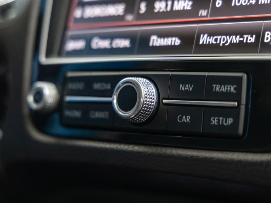 Volkswagen Touareg II Рестайлинг Волгоград  - изображение 31