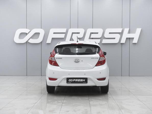 Hyundai Solaris I с пробегом 2012 года, цена 520 000 рублей, 205514 км, хэтчбек, Автокод Объявления