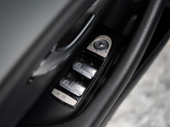 Mercedes-Benz E-Класс V (W213 S213 C238) с пробегом 2019 года, цена 2 873 000 рублей, 125198 км, седан, Автокод Объявления