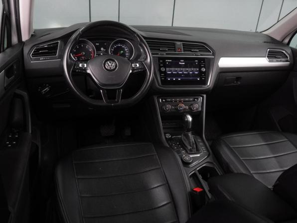 Volkswagen Tiguan II с пробегом 2020 года, цена 3 816 000 рублей, 70473 км, внедорожник, Автокод Объявления
