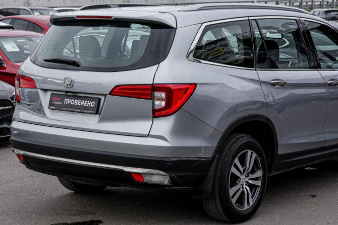 Honda Pilot III с пробегом 2018 года, цена 2 888 000 рублей, 130523 км, внедорожник, Автокод Объявления