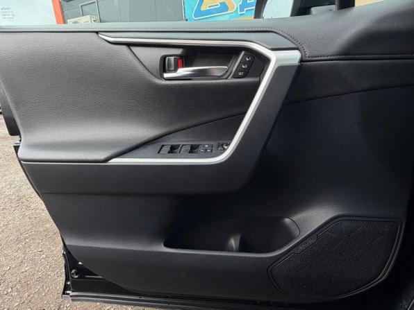 Toyota RAV4 V (XA50) с пробегом 2021 года, цена 2 990 000 рублей, 160050 км, внедорожник, Автокод Объявления