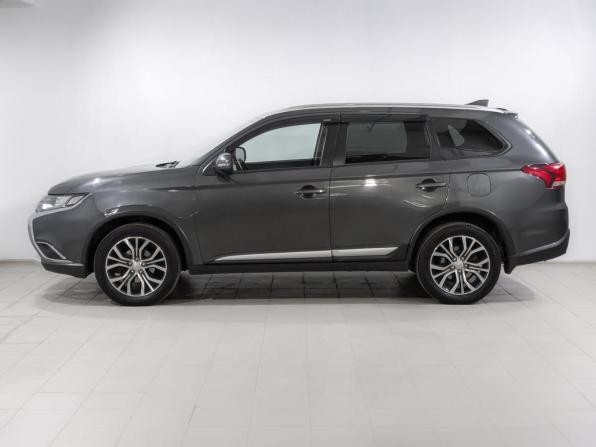 Mitsubishi Outlander III Рестайлинг 2 с пробегом 2018 года, цена 1 965 000 рублей, 136433 км, внедорожник, Автокод Объявления