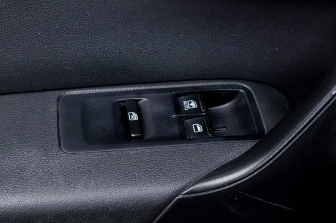 Volkswagen Polo V с пробегом 2015 года, цена 699 000 рублей, 220000 км, седан, Автокод Объявления