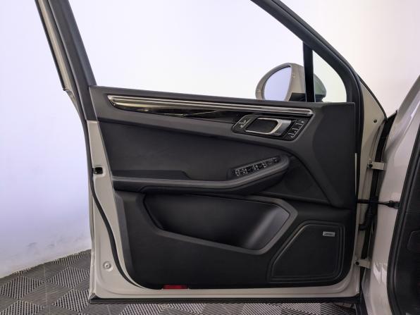 Porsche Macan I Рестайлинг с пробегом 2020 года, цена 5 650 000 рублей, 70066 км, внедорожник, Автокод Объявления