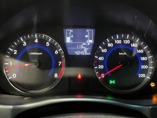 Hyundai Solaris I Рестайлинг с пробегом 2015 года, цена 1 099 000 рублей, 40458 км, седан, Автокод Объявления