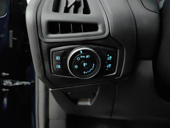Ford Focus III Рестайлинг с пробегом 2018 года, цена 1 177 000 рублей, 125942 км, седан, Автокод Объявления