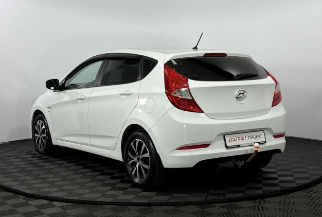 Hyundai Solaris I Рестайлинг с пробегом 2016 года, цена 1 150 000 рублей, 126000 км, седан, Автокод Объявления