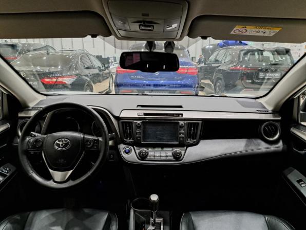 Toyota RAV4 IV (XA40) Рестайлинг с пробегом 2018 года, цена 2 050 000 рублей, 263359 км, внедорожник, Автокод Объявления