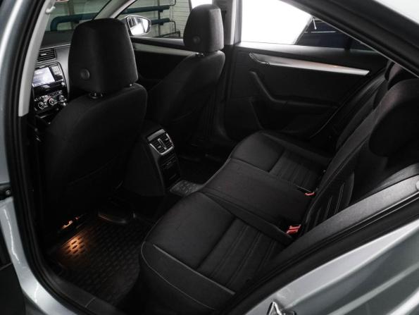 Skoda Octavia III (A7) Рестайлинг с пробегом 2019 года, цена 1 574 000 рублей, 179590 км, лифтбек, Автокод Объявления