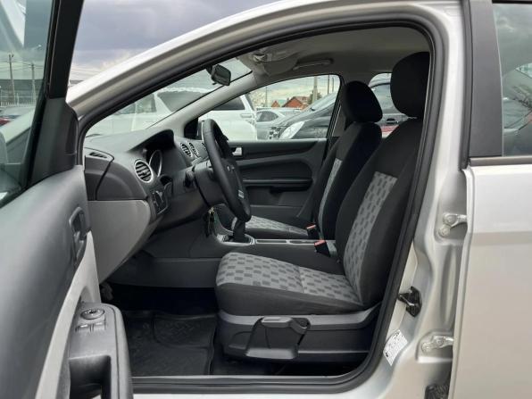 Ford Focus II Рестайлинг с пробегом 2009 года, цена 624 900 рублей, 189821 км, седан, Автокод Объявления