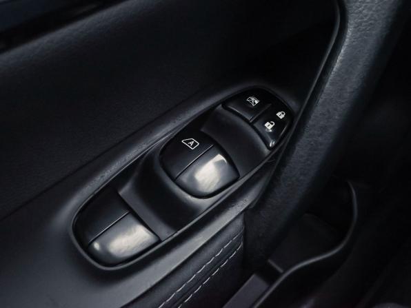 Nissan Qashqai II с пробегом 2014 года, цена 1 499 000 рублей, 187000 км, внедорожник, Автокод Объявления