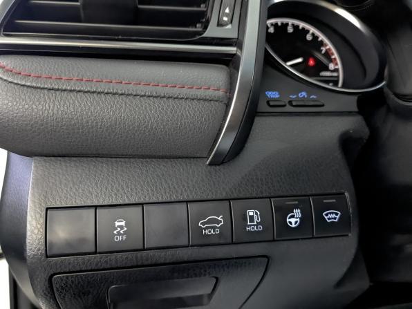 Toyota Camry VIII (XV70) Рестайлинг с пробегом 2021 года, цена 3 450 000 рублей, 43418 км, седан, Автокод Объявления